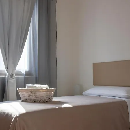 Canton Del Gallo Guest house Padova