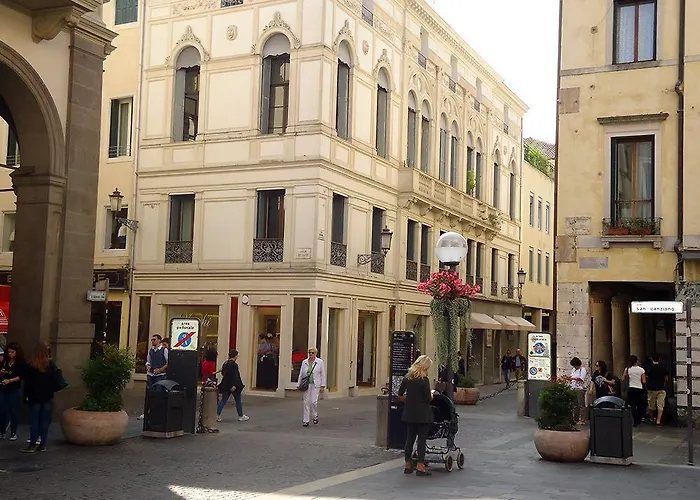 Canton Del Gallo 3*